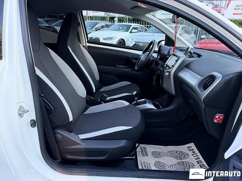 Toyota Aygo 2017 — Миниатюра 6