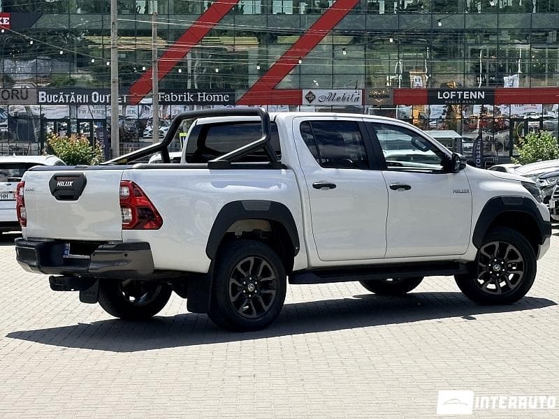 Toyota Hilux 2022 — Миниатюра 3