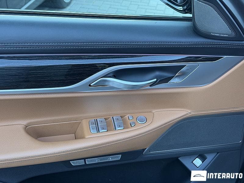 BMW 740e 2017 — Миниатюра 19