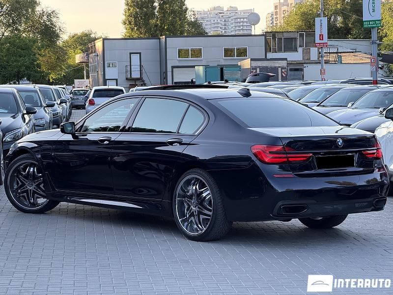 BMW 740e 2017 — Миниатюра 2