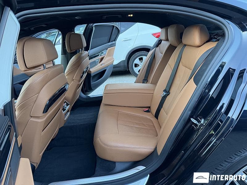 BMW 740e 2017 — Миниатюра 7