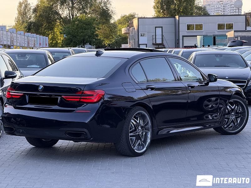 BMW 740e 2017 — Миниатюра 4