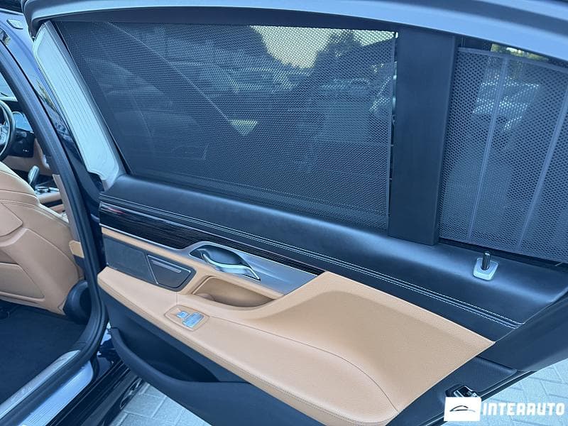 BMW 740e 2017 — Миниатюра 20