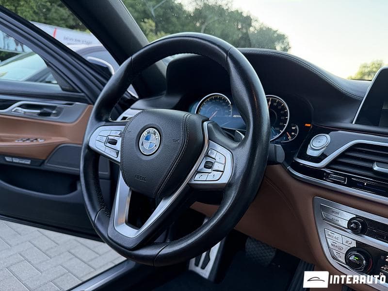 BMW 740e 2017 — Миниатюра 14