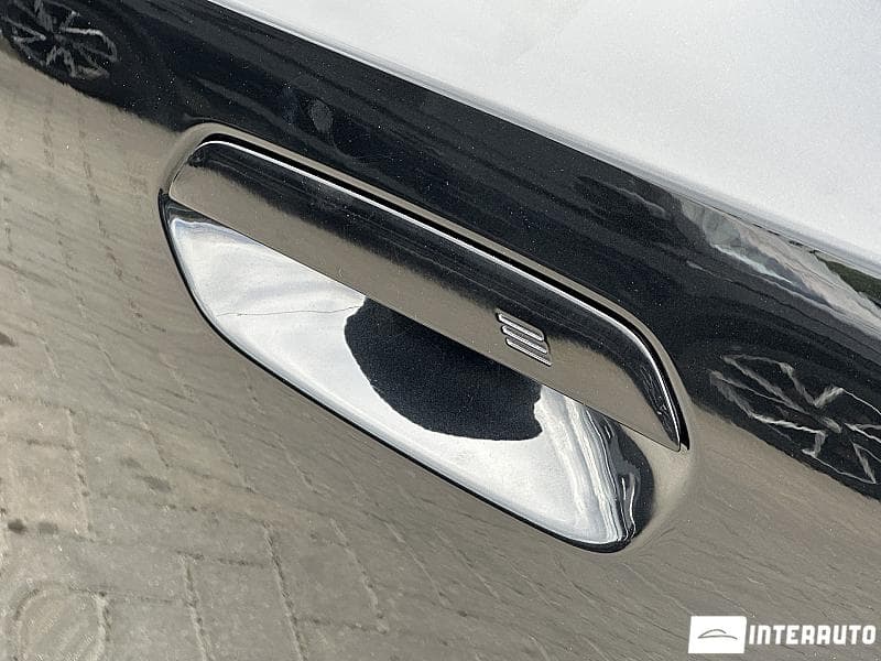 BMW 520 2024 — Миниатюра 21