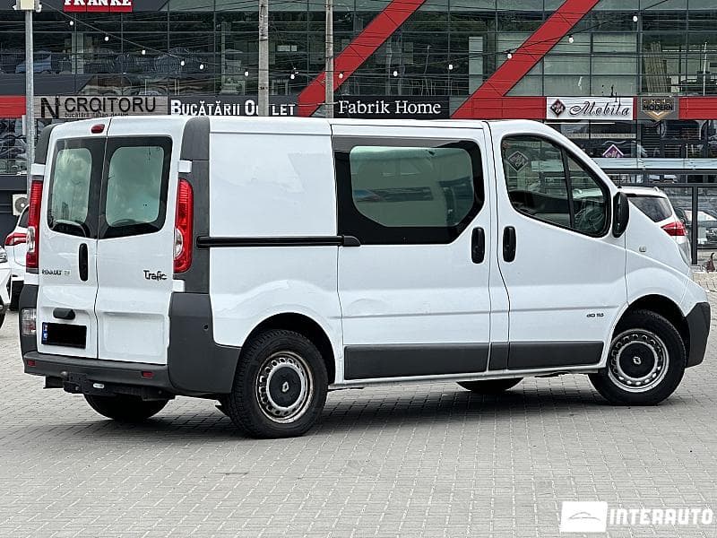 2013 Renault Trafic — Miniatură 3