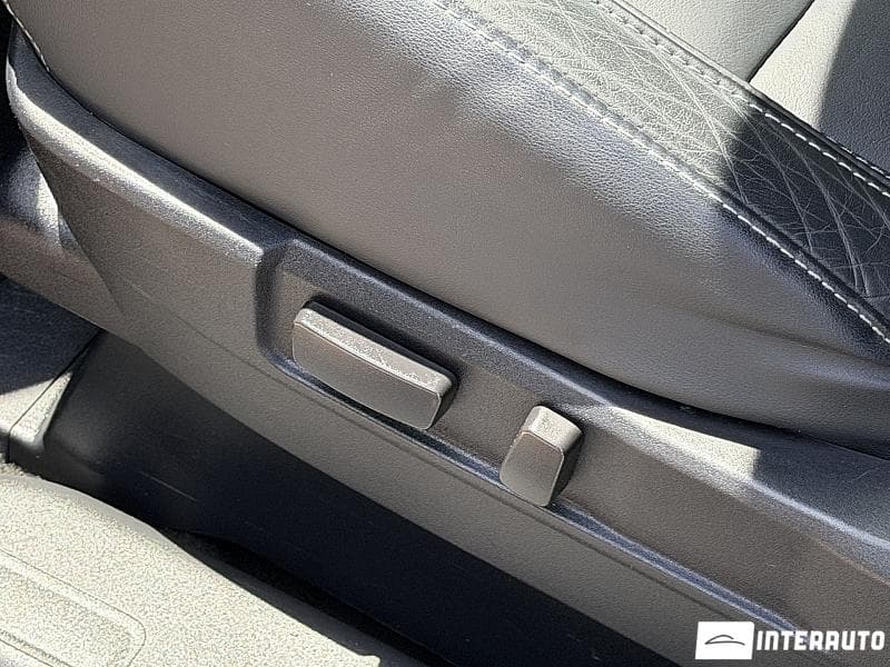 Mitsubishi Outlander 2015 — Миниатюра 10