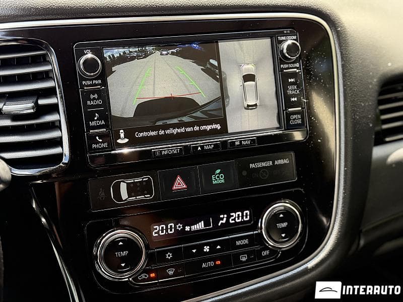 Mitsubishi Outlander 2015 — Миниатюра 15