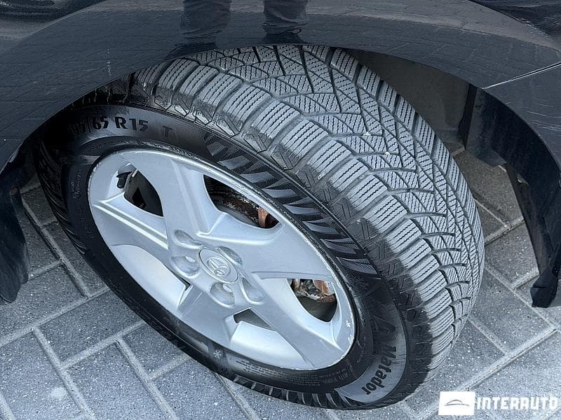 Toyota Auris 2011 — Миниатюра 14