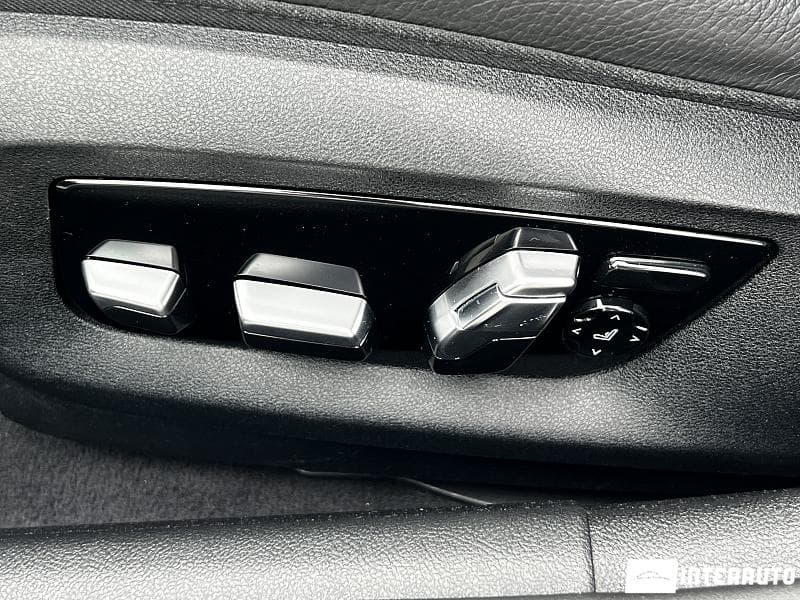 BMW 520 2023 — Миниатюра 17