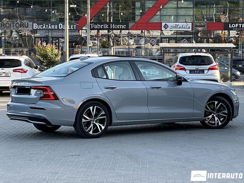 Volvo S 60 2024 — Миниатюра 3