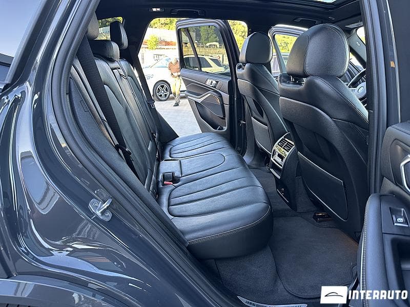 BMW X5 4.5e 2022 — Миниатюра 16