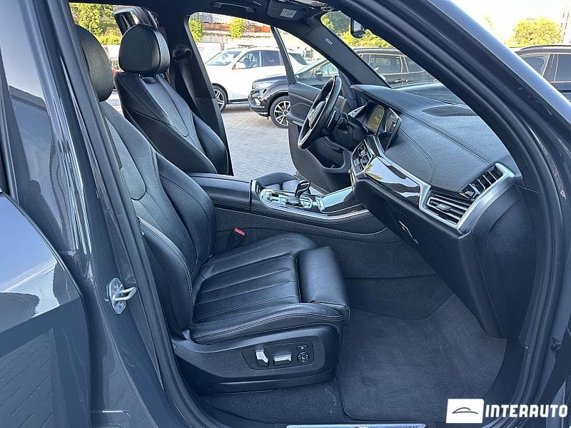BMW X5 4.5e 2022 — Миниатюра 17