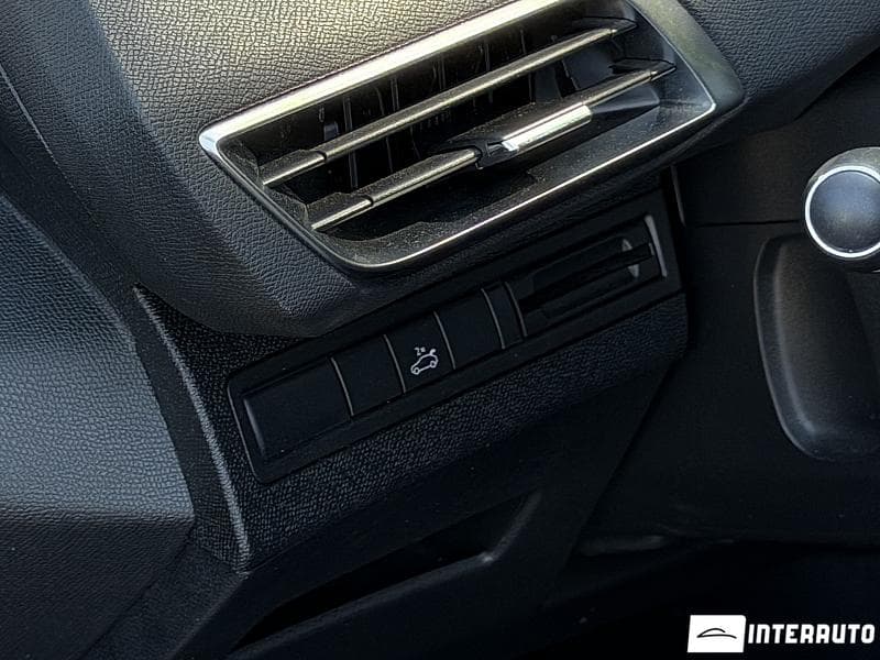 Peugeot 3008 2019 — Миниатюра 7