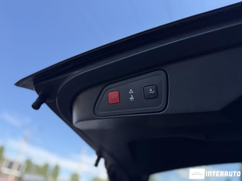 Peugeot 3008 2019 — Миниатюра 20
