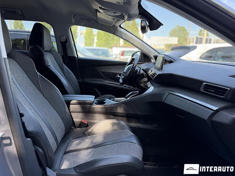 Peugeot 3008 2019 — Миниатюра 15