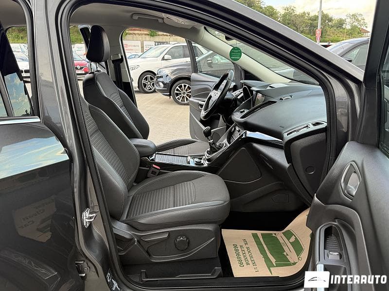 Ford Kuga 2018 — Миниатюра 15