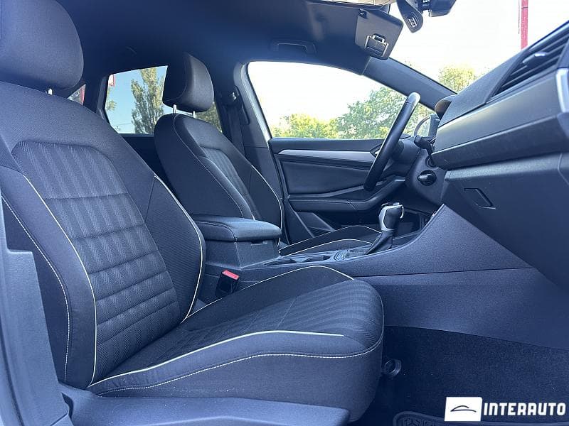 Volkswagen Jetta 2023 — Миниатюра 15
