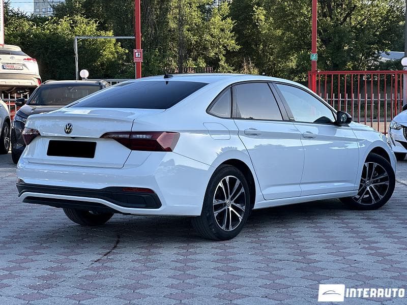 Volkswagen Jetta 2023 — Миниатюра 2