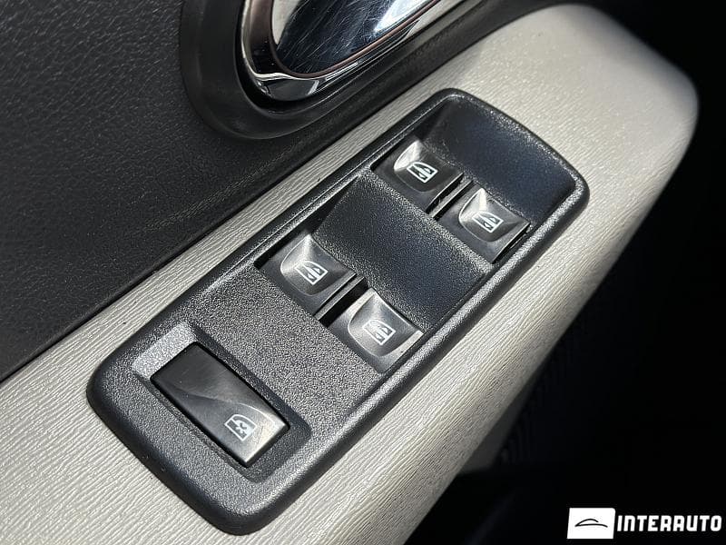 Dacia Lodgy 2015 — Миниатюра 6