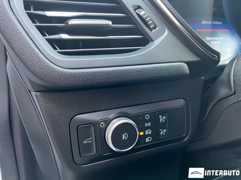 2021 Ford Escape — Miniatură 18