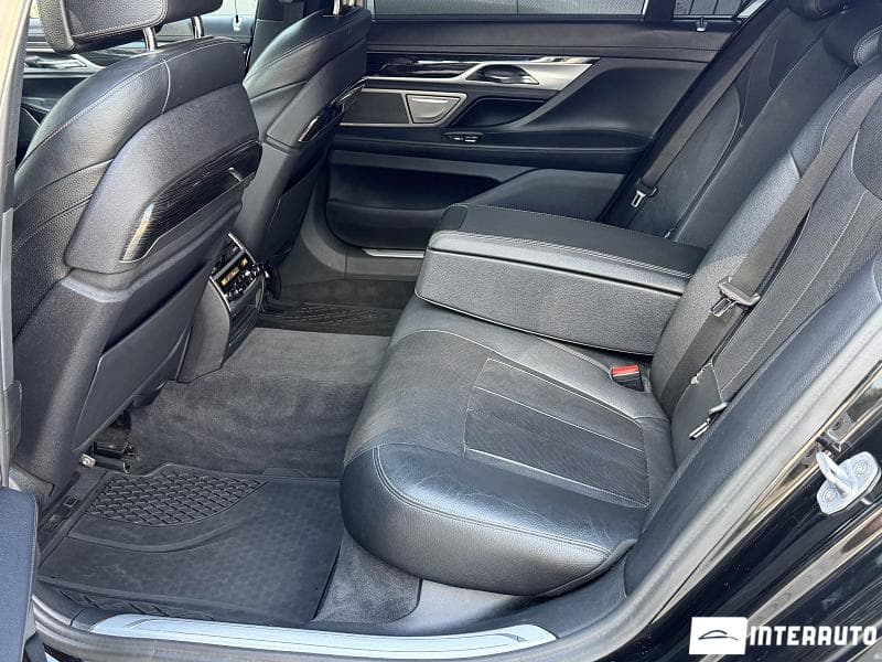 BMW 740e 2017 — Миниатюра 18