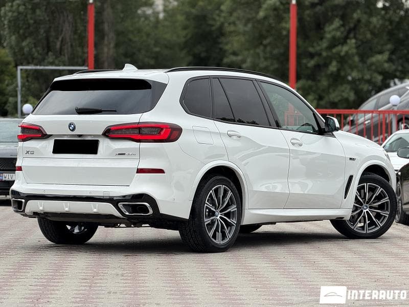 BMW X5 4.5e 2022 — Миниатюра 2