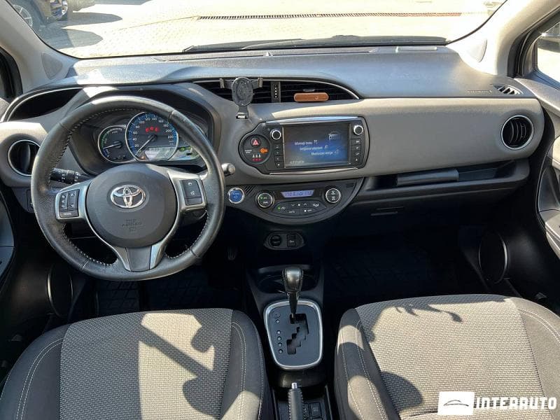 Toyota Yaris 2016 — Миниатюра 8