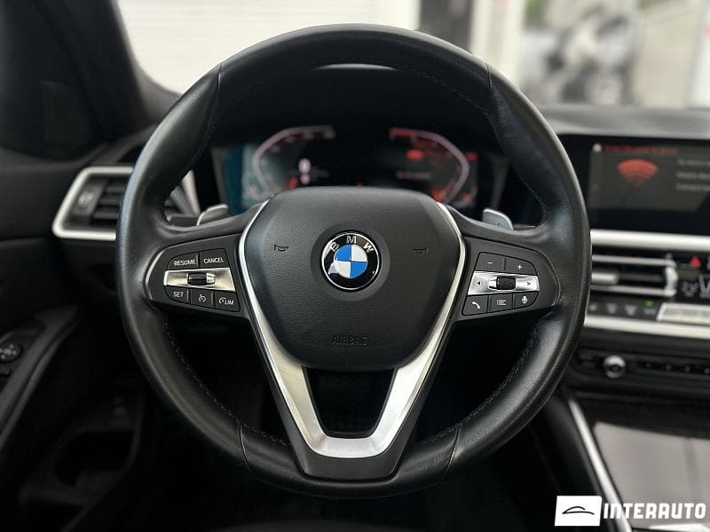BMW 330 2020 — Миниатюра 10