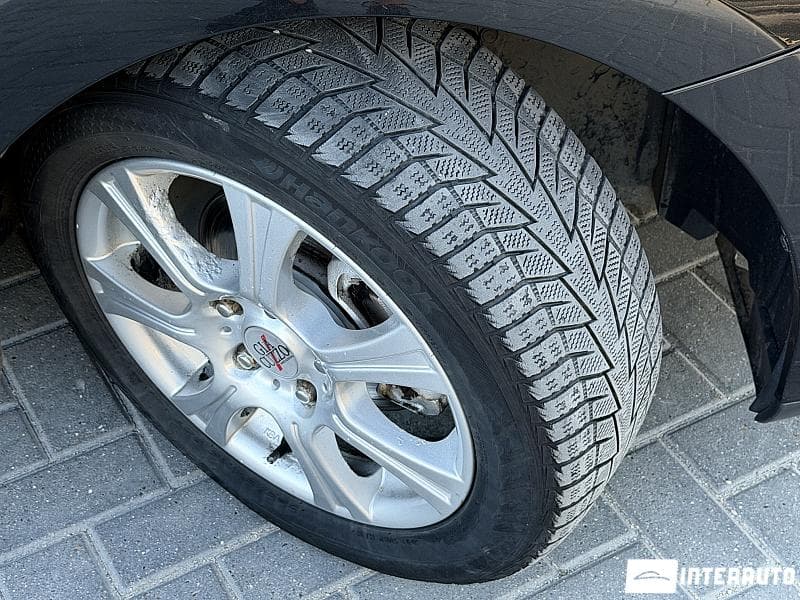 Toyota Auris 2011 — Миниатюра 17