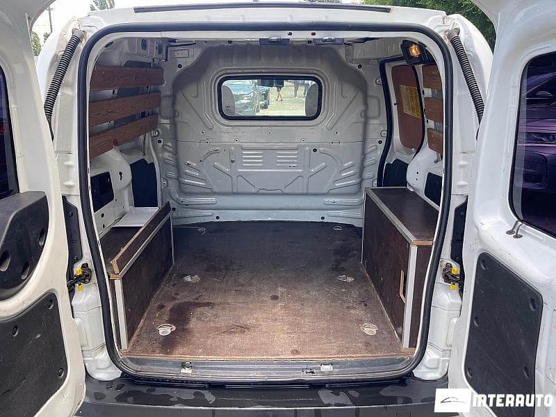 Peugeot Bipper 2011 — Миниатюра 5