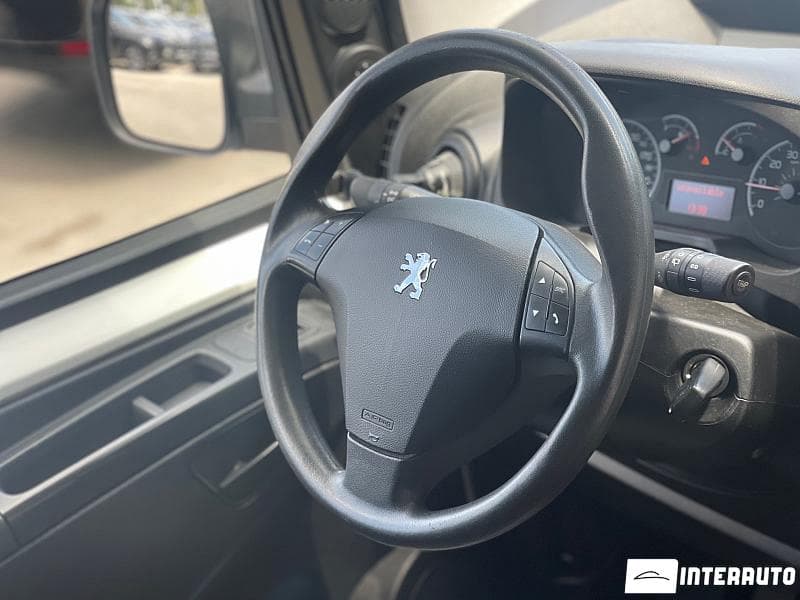 Peugeot Bipper 2011 — Миниатюра 9