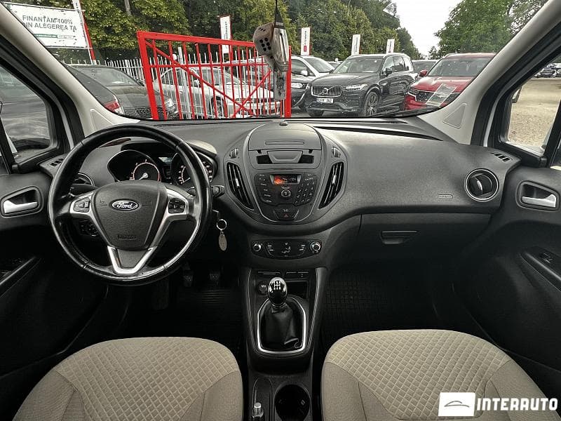 2016 Ford Tourneo Courier — Miniatură 6