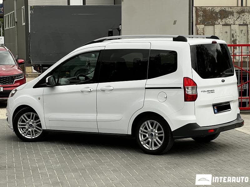 2016 Ford Tourneo Courier — Miniatură 3