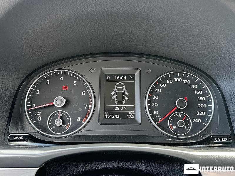 2014 Volkswagen Touran — Miniatură 8