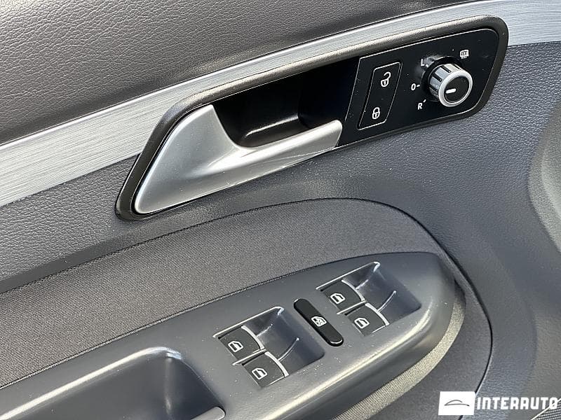2014 Volkswagen Touran — Miniatură 18