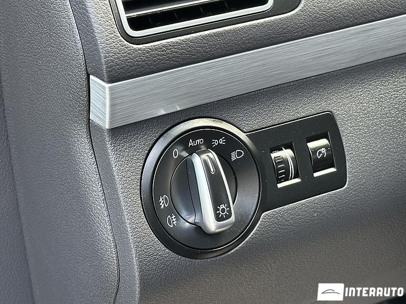 2014 Volkswagen Touran — Miniatură 19