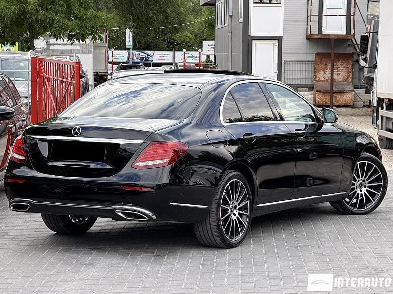 Mercedes E 220 2016 — Миниатюра 3