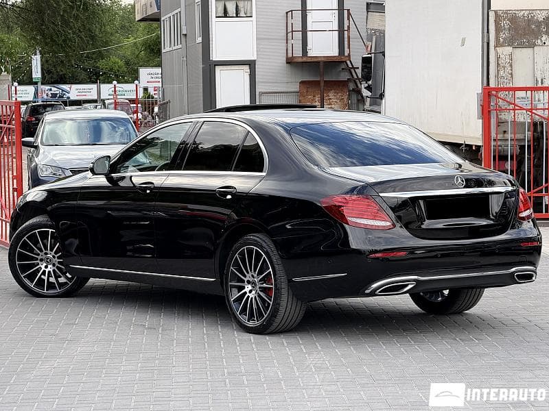Mercedes E 220 2016 — Миниатюра 2