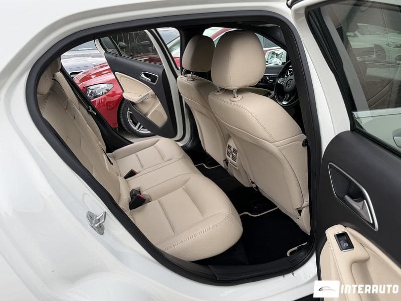 Mercedes GLA 250 2017 — Миниатюра 18