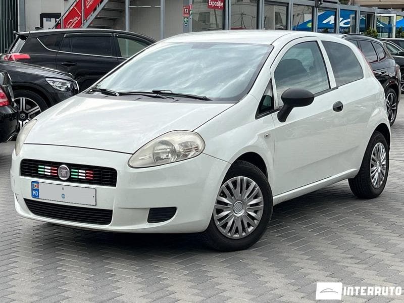 Fiat Punto 2011 — Миниатюра 2