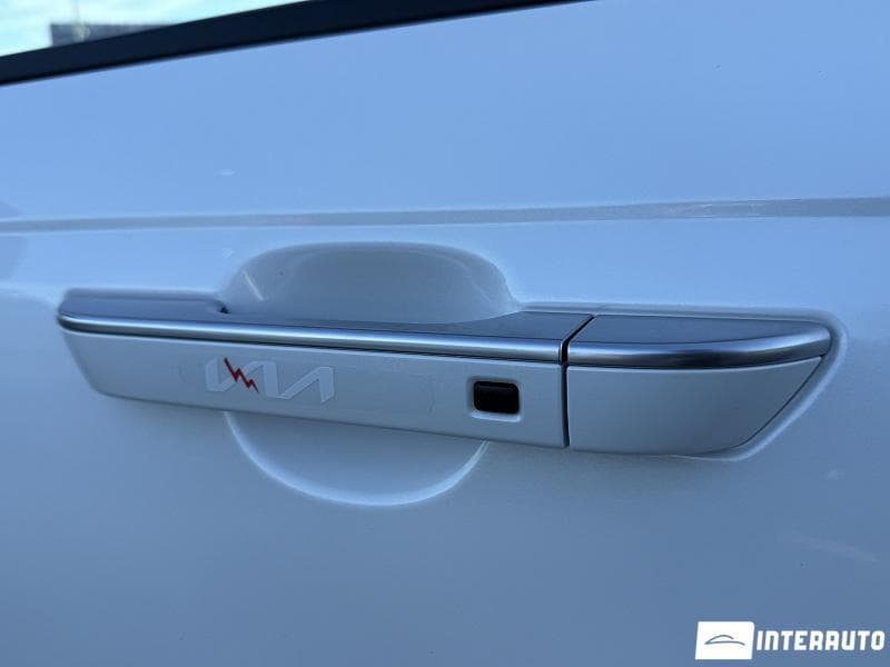 Kia Carnival 2024 — Миниатюра 18