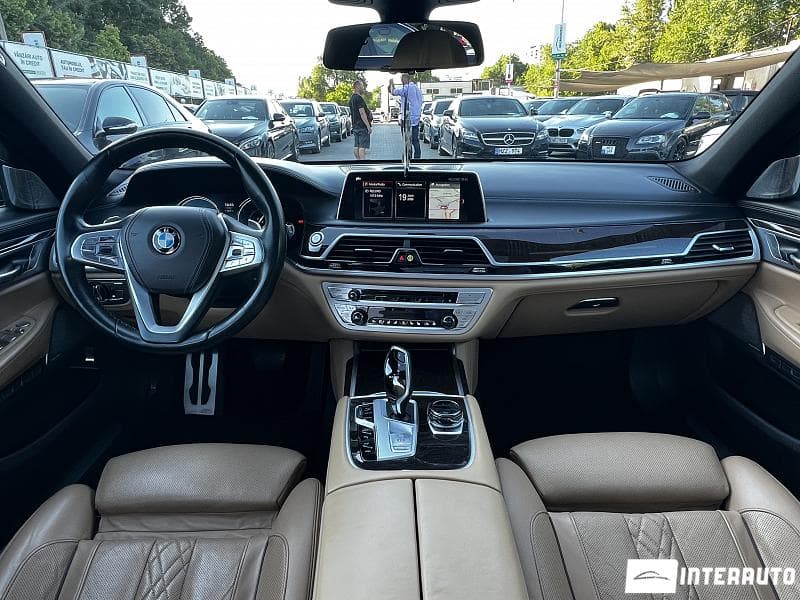 BMW 740e 2016 — Миниатюра 11