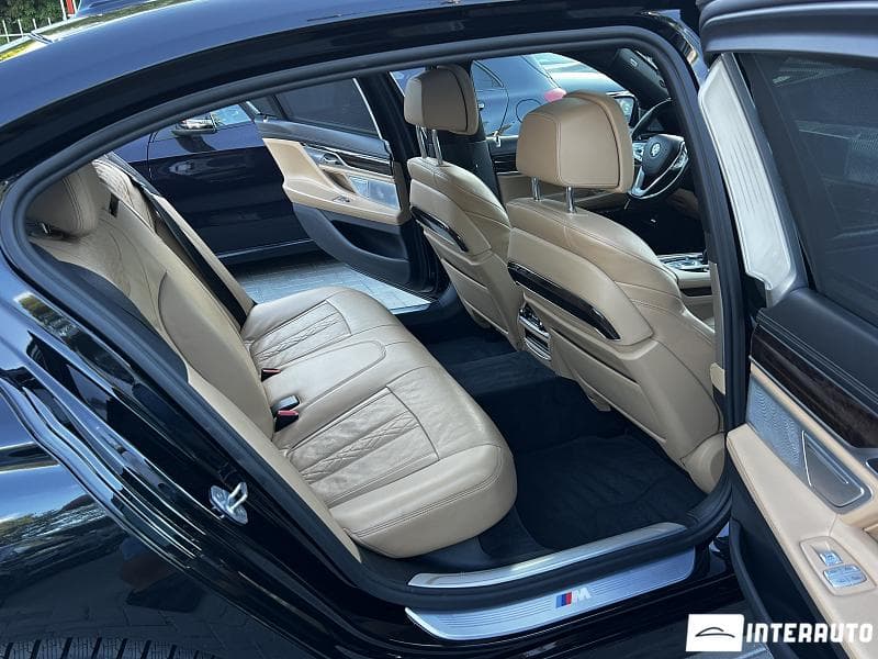 BMW 740e 2016 — Миниатюра 9