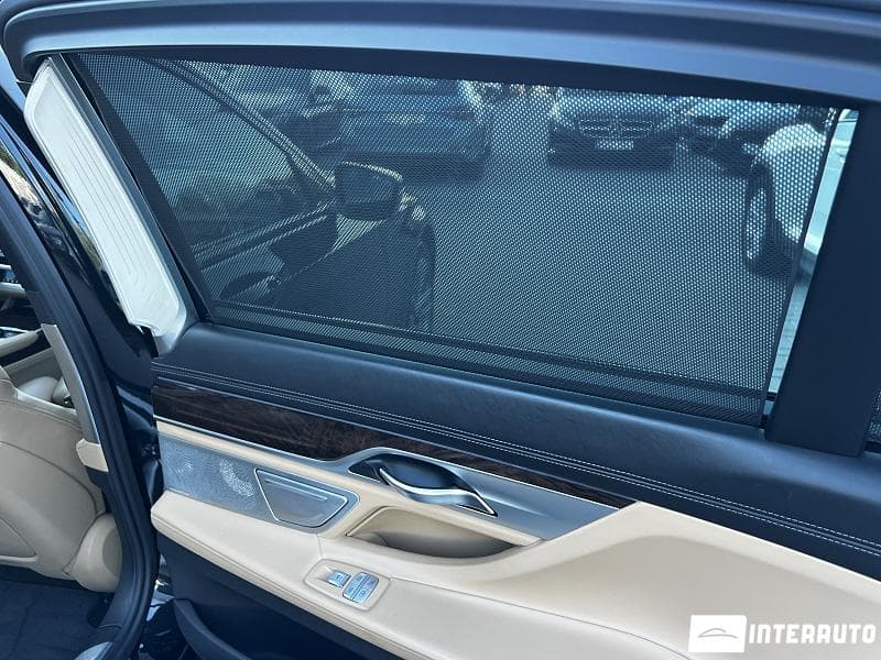 BMW 740e 2016 — Миниатюра 20