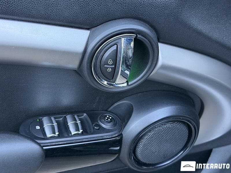 Mini Cooper D 2015 — Миниатюра 14