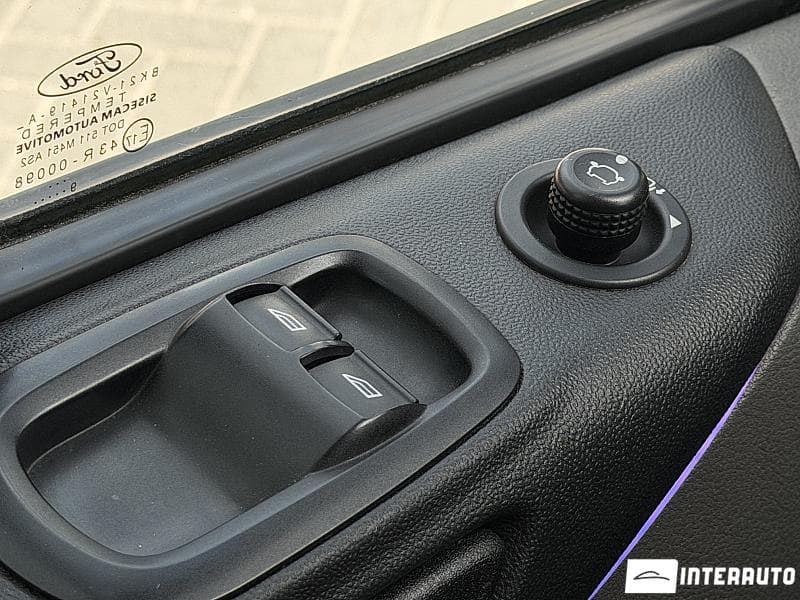 Ford Transit 2019 — Миниатюра 11