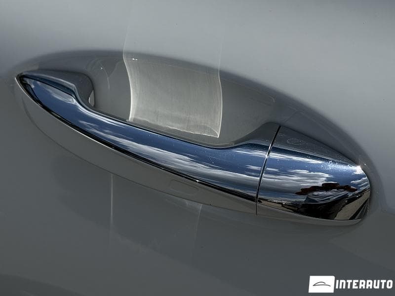 Mercedes E 220 2018 — Миниатюра 6