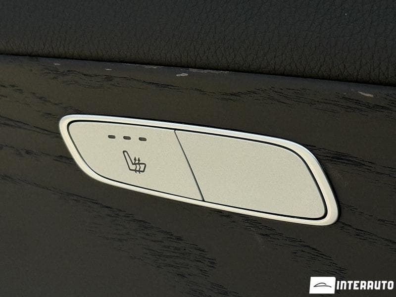 Mercedes E 220 2018 — Миниатюра 21