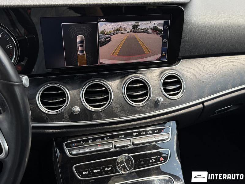 Mercedes E 220 2018 — Миниатюра 15